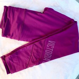 Like new Victoria’s Secret sport leggings!